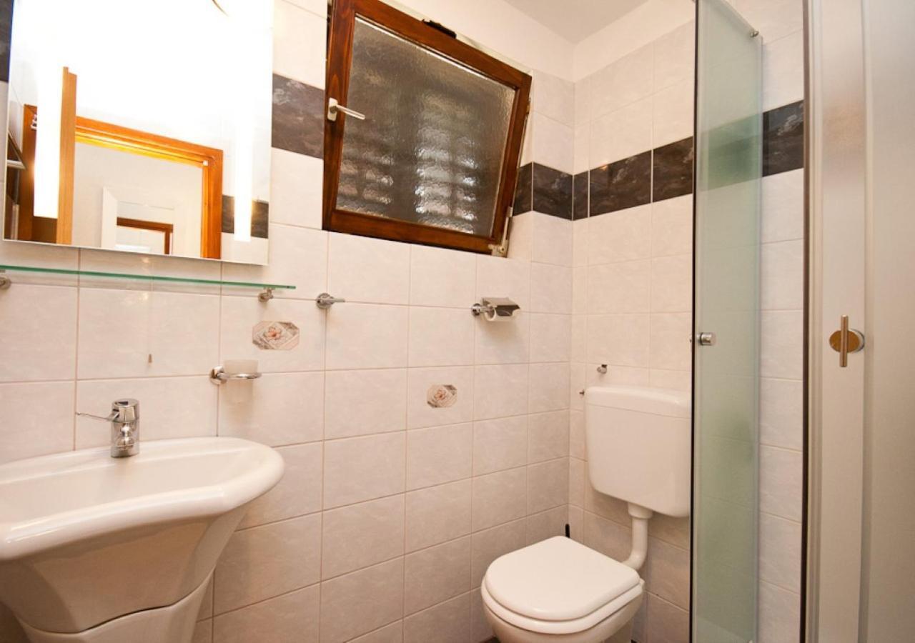Apartments Bozo Baška Zewnętrze zdjęcie